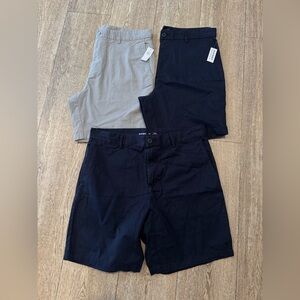 Old Navy Men's Navy and Gray Khaki Shorts